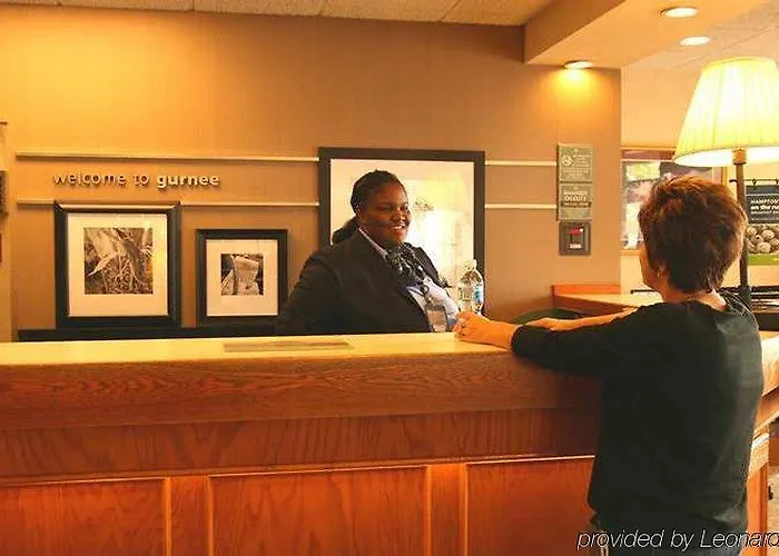 Hampton Chicago-gurnee 3*