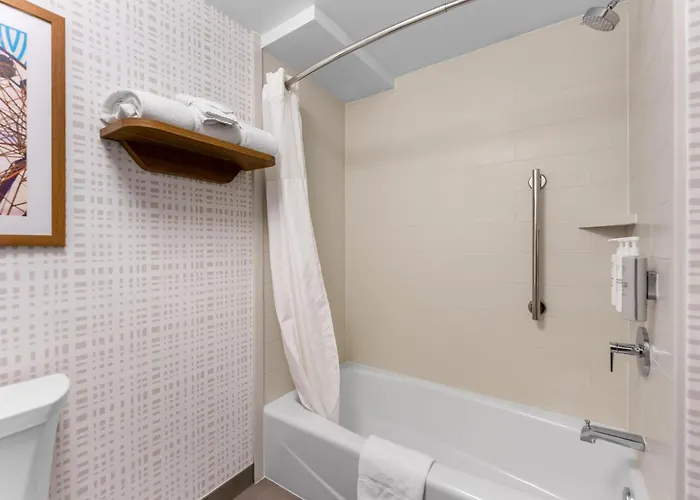 Hampton Chicago-gurnee 3*