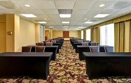 Hampton Chicago-gurnee